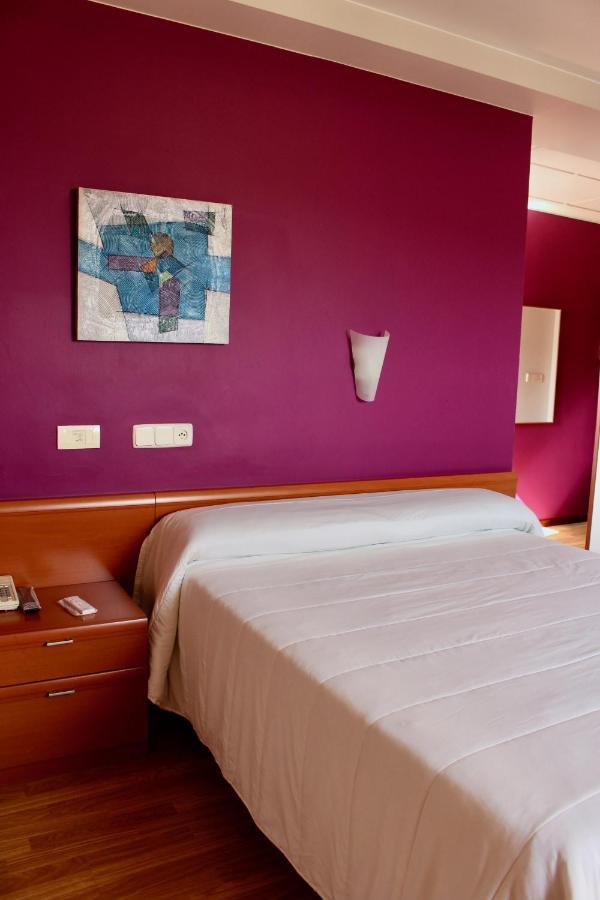 Hotel As Camelias Vilarrodis Екстер'єр фото